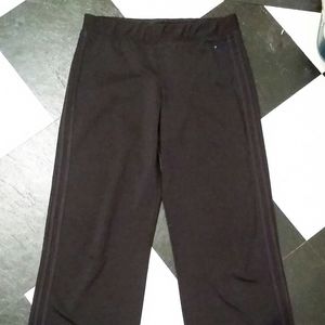 Athletic pants